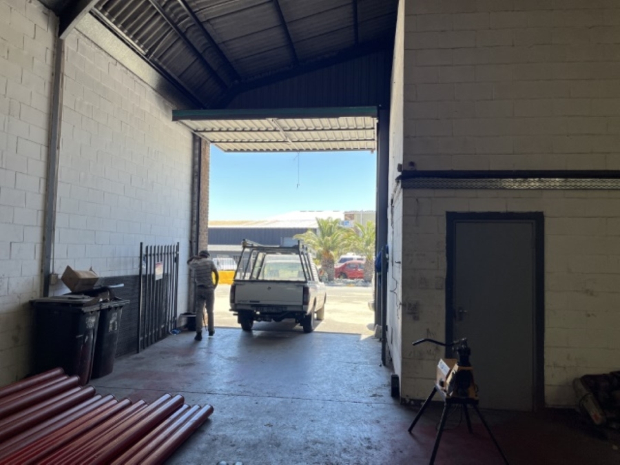 To Let commercial Property for Rent in Montague Gardens Western Cape
